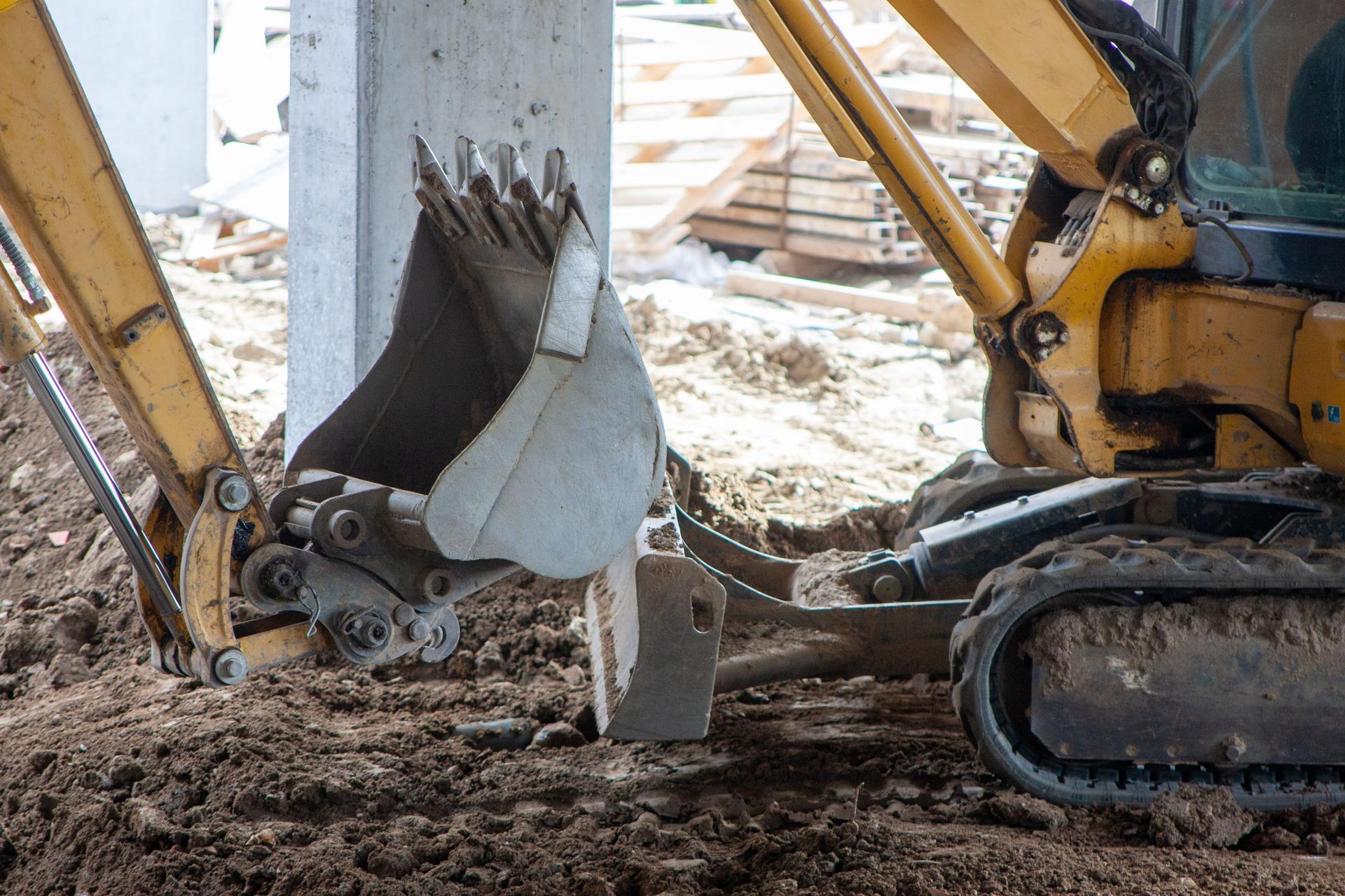 An excavator claw.